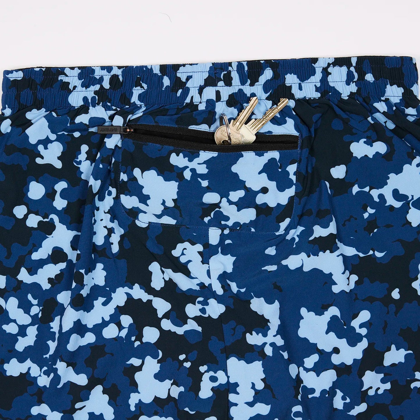 2 in 1 Camo Pace Shorts 5''