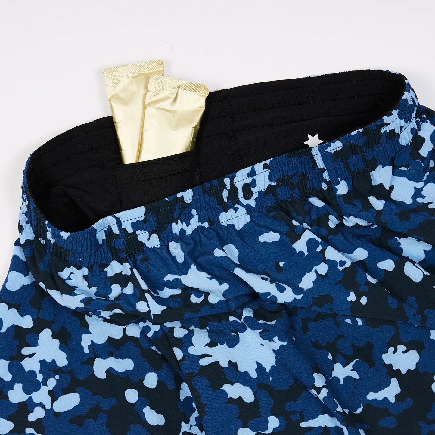 2 in 1 Camo Pace Shorts 5''
