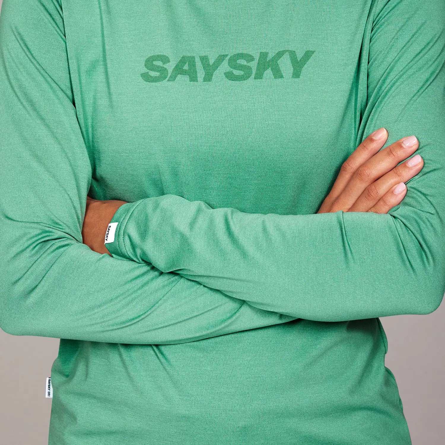 W Logo Pace Long Sleeve – Eleven Hybrid