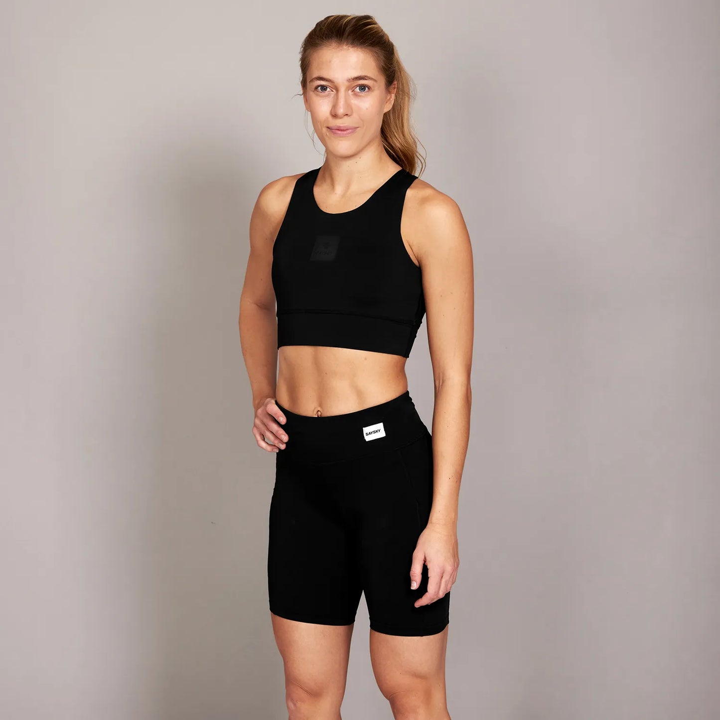 W Motion+ Short Tights 9"